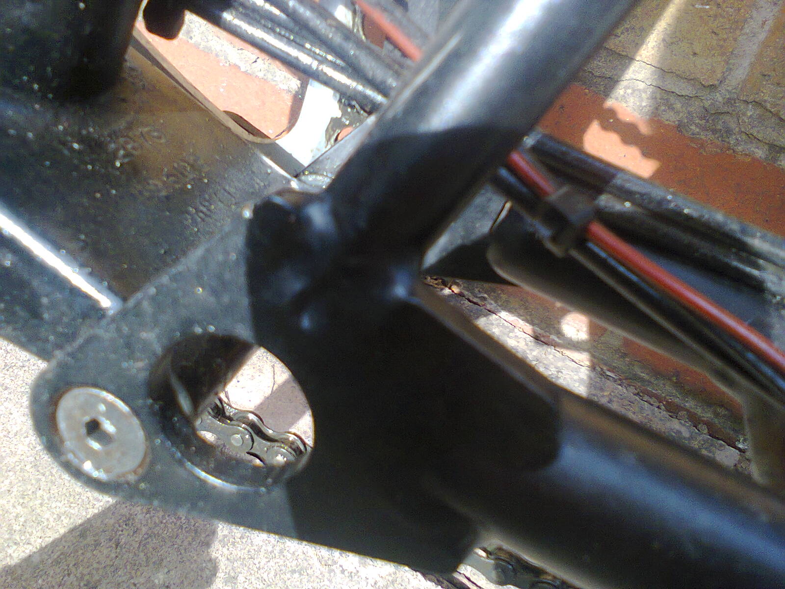 Hinge machine screw
