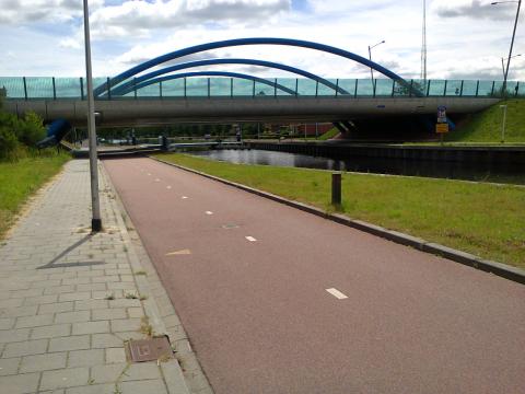 Canalside cycle path in Assen